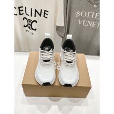 Loewe Sneakers